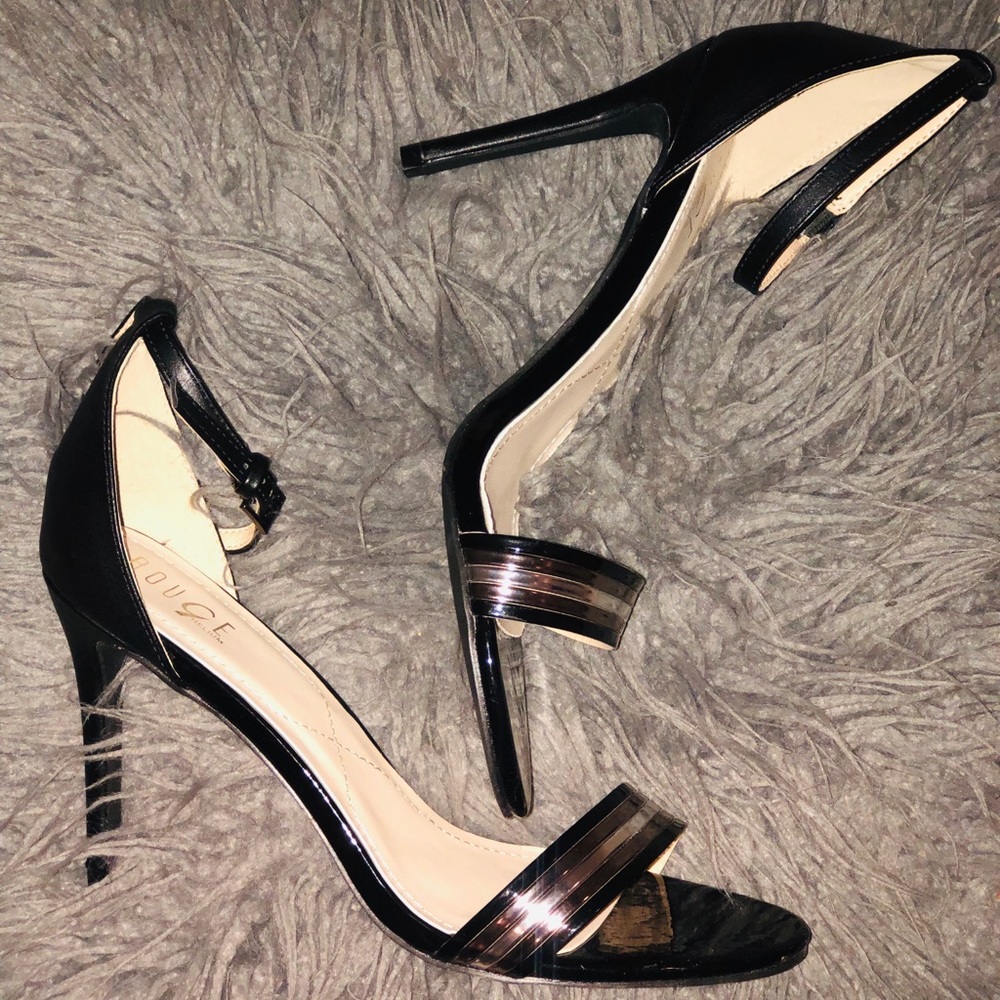 Sexy Black, Gold, and Silver open toe heel